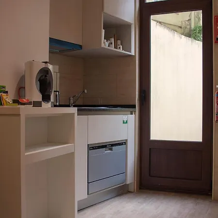 Πανσιόν Nations Porto II - Studios & Suites