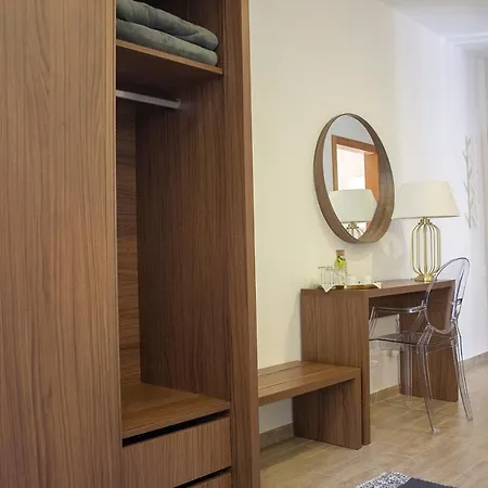 Nations Porto II - Studios & Suites Πανσιόν Πόρτο