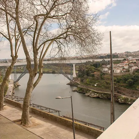 Nations Porto II - Studios & Suites 3* Πόρτο